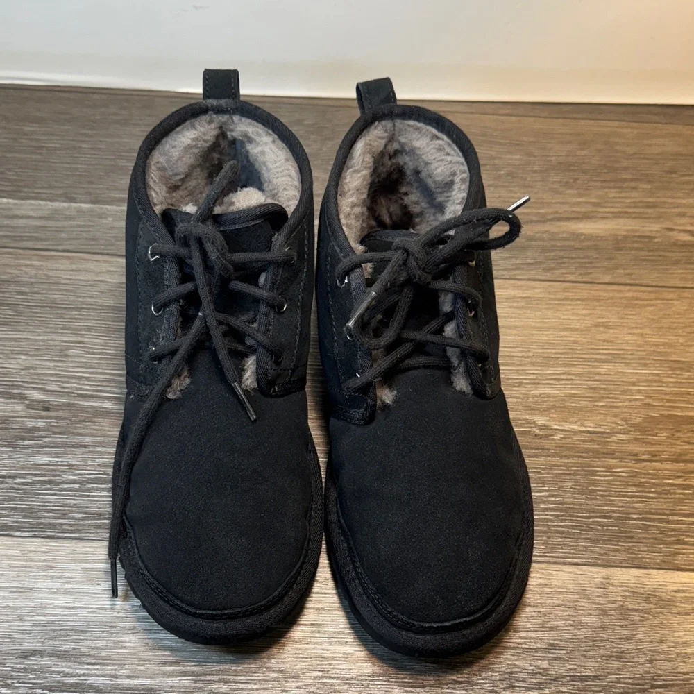 UGG Black Men's Boots size 42 (j115)